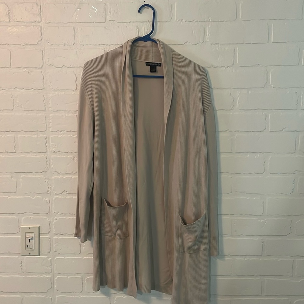 Cream/tan cardigan